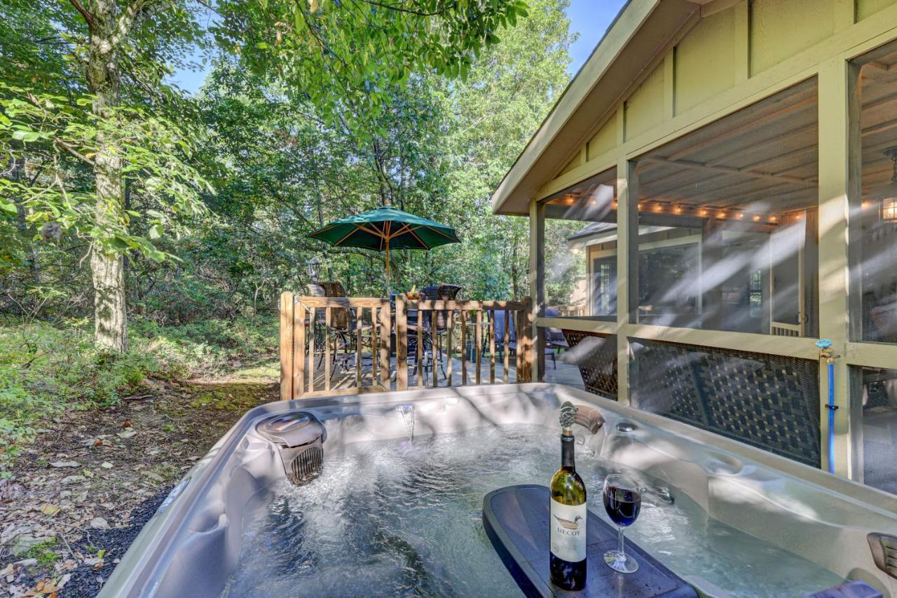 Pocono Mountain Home , Hot Tub- 1 Mile To Skiing! Таннерсвілл Екстер'єр фото